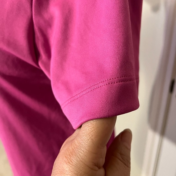 Under Armour‎ - Picture 3 of 4